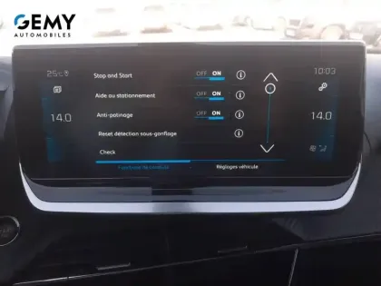 Photo 16 Peugeot 2008  PureTech 100 S&S BVM6