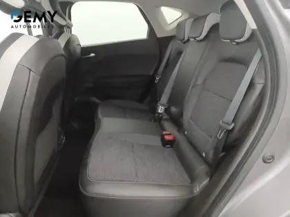 Photo 24 Renault Captur  E-Tech full hybrid 145