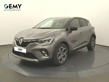 Photo 15 Renault Captur  E-Tech full hybrid 145