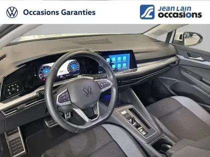 Photo 12 Volkswagen Golf  1.5 eTSI OPF 130 DSG7