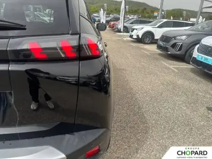 Photo 22 Peugeot 2008  PureTech 130 S&S BVM6