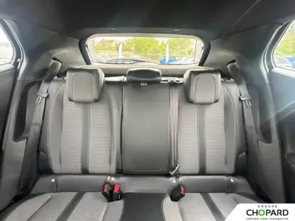 Photo 35 Peugeot 2008  PureTech 130 S&S BVM6