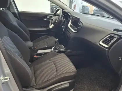 Photo 12 Kia Ceed  1.0 T-GDi 100 ch BVM6