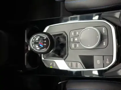 Photo 28 BMW Serie 1 118i 136 ch