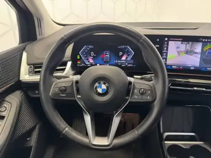 Photo 6 BMW Serie 2 Active Tourer 218d 150 ch DKG7