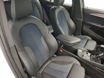 Photo 8 BMW X2  sDrive 18i 136 ch DKG7