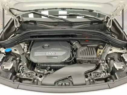 Photo 17 BMW X2  sDrive 18i 136 ch DKG7