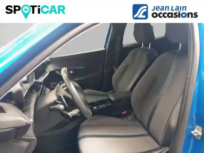 Photo 10 Peugeot 2008  PureTech 130 S&S EAT8