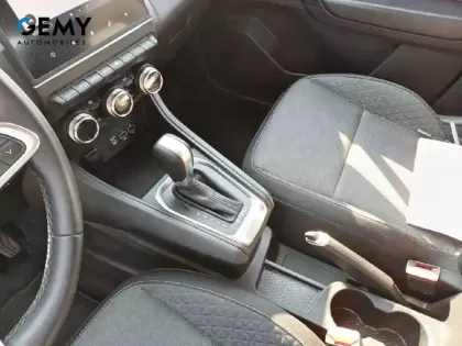 Photo 11 Renault Captur  E-Tech 145 - 21