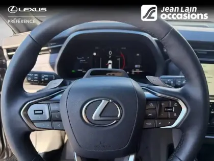 Photo 11 Lexus Lbx  2WD