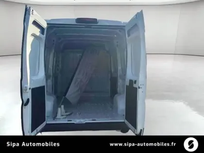 Photo 13 Fiat Ducato  FGN DIESEL 120 CH L2H2 3.0T MAN
