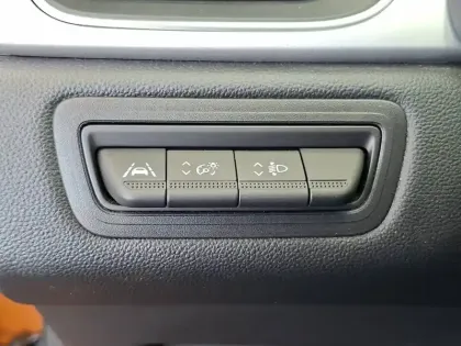 Photo 33 Renault Captur  TCe 100 GPL - 21