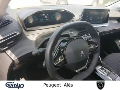 Photo 7 Peugeot 208  Electrique 50 kWh 136ch