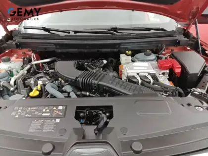 Photo 45 Renault Austral  E-Tech full hybrid 200 GSR2