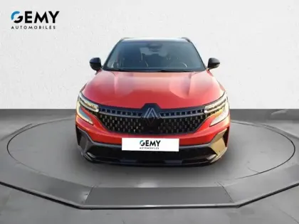 Photo 17 Renault Austral  E-Tech full hybrid 200 GSR2
