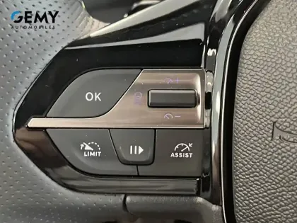 Photo 11 Peugeot 408  Hybrid 145 e-DCS6