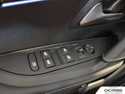 Photo 19 Peugeot 208  Hybrid 145 ch e-DCS6