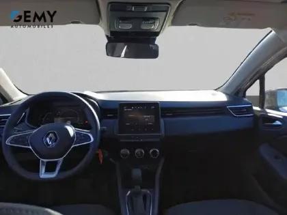 Photo 7 Renault Clio  E-Tech full hybrid 145