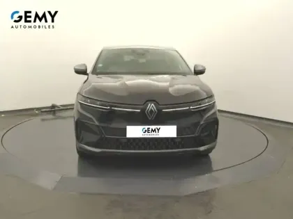Photo 16 Renault Megane  E-Tech EV60 220 ch super charge