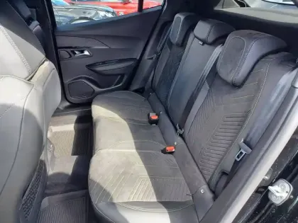 Photo 7 Peugeot 2008  Hybrid 145 e-DCS6