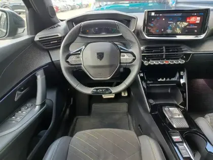 Photo 5 Peugeot 2008  Hybrid 145 e-DCS6