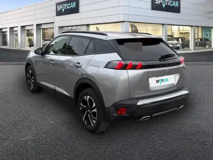 Photo 16 Peugeot 2008  PureTech 130 S&S BVM6
