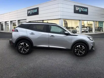 Photo 13 Peugeot 2008  PureTech 130 S&S BVM6