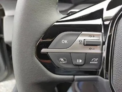 Photo 19 Peugeot 308  Hybrid 145 e-DCS6