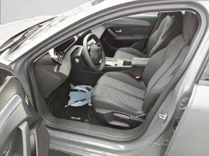 Photo 10 Peugeot 308  Hybrid 145 e-DCS6