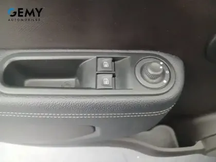 Photo 31 Renault Twingo  III E-Tech