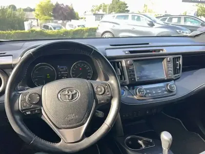 Photo 17 Toyota Rav4  Hybride 197ch 2WD