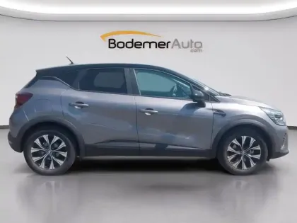Photo 20 Renault Captur  E-Tech full hybrid 145