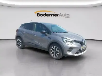 Photo 21 Renault Captur  E-Tech full hybrid 145