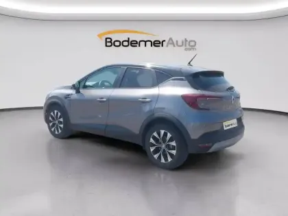 Photo 17 Renault Captur  E-Tech full hybrid 145