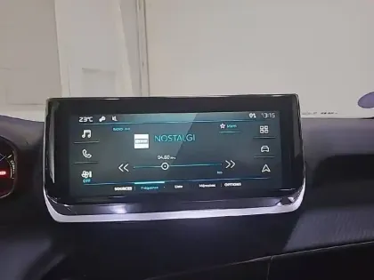 Photo 18 Peugeot 2008  Hybrid 145 e-DCS6