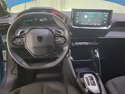 Photo 7 Peugeot 2008  Hybrid 145 e-DCS6
