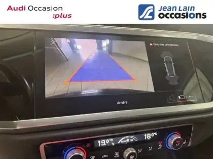 Photo 19 Audi Q3  35 TFSI 150 ch S tronic 7