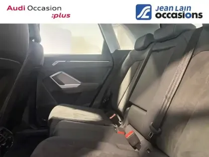 Photo 16 Audi Q3  35 TFSI 150 ch S tronic 7