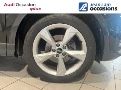 Photo 8 Audi Q3  35 TFSI 150 ch S tronic 7