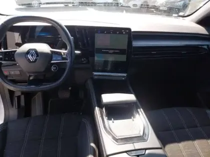 Photo 9 Renault Austral  E-Tech hybrid 200