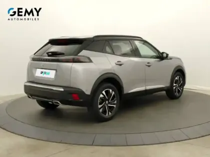 Photo 17 Peugeot 2008  PureTech 130 S&S BVM6