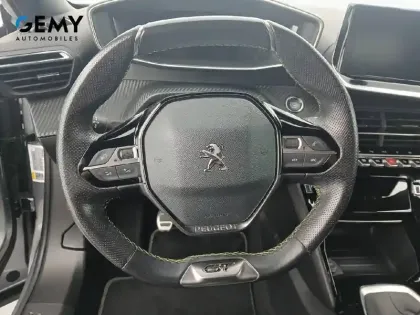 Photo 15 Peugeot 2008  PureTech 130 S&S BVM6