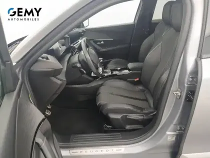 Photo 8 Peugeot 2008  PureTech 130 S&S BVM6