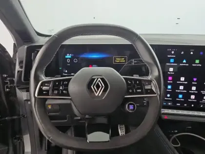 Photo 125 Renault Austral  E-Tech hybrid 200