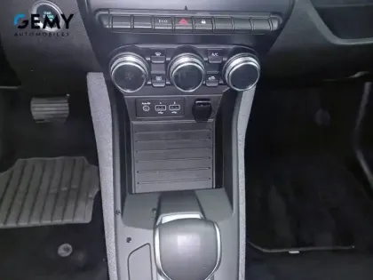 Photo 13 Renault Zoé Zoe R110 - 22B