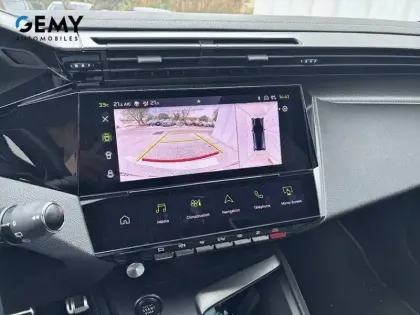 Photo 16 Peugeot 308  PureTech 130ch S&S EAT8