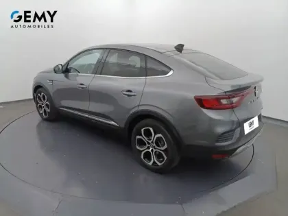 Photo 21 Renault Arkana  E-Tech hybride 145 - 22