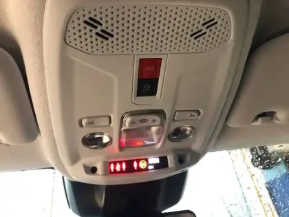 Photo 17 Peugeot 208  Hybrid 110 e-DCS6