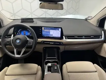 Photo 10 BMW Serie 2 Active Tourer 225e xDrive 245 ch DKG7