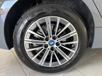 Photo 16 BMW Serie 2 Active Tourer 225e xDrive 245 ch DKG7